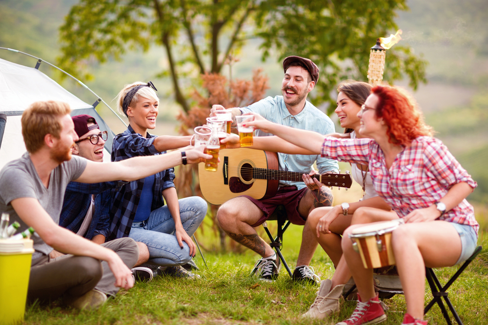 Volksfest mit Musik und Stimmung