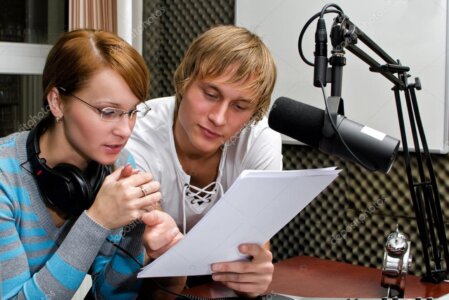 Team von Hoamatwelle - Radio Schwany im Sendestudio